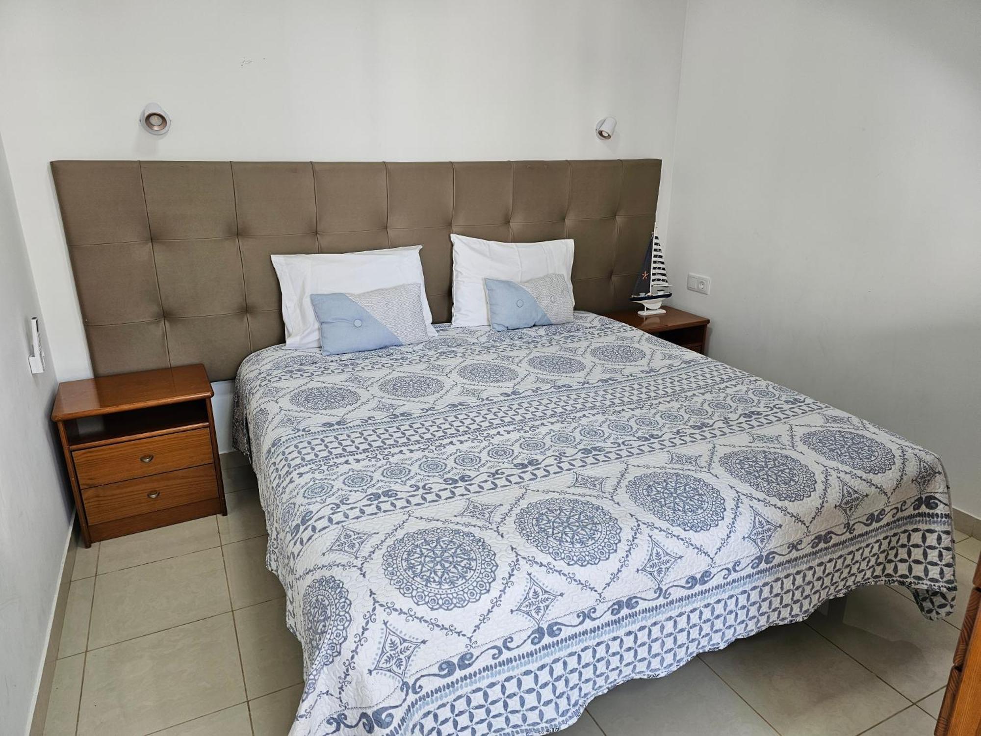 Apartamentos Navio Azul Funchal  Chambre photo