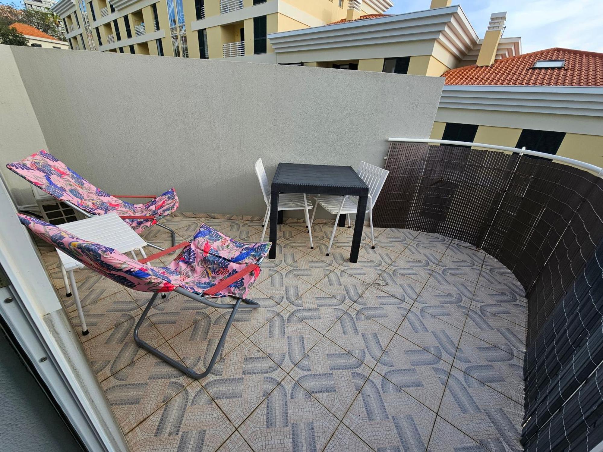 Apartamentos Navio Azul Funchal  Chambre photo