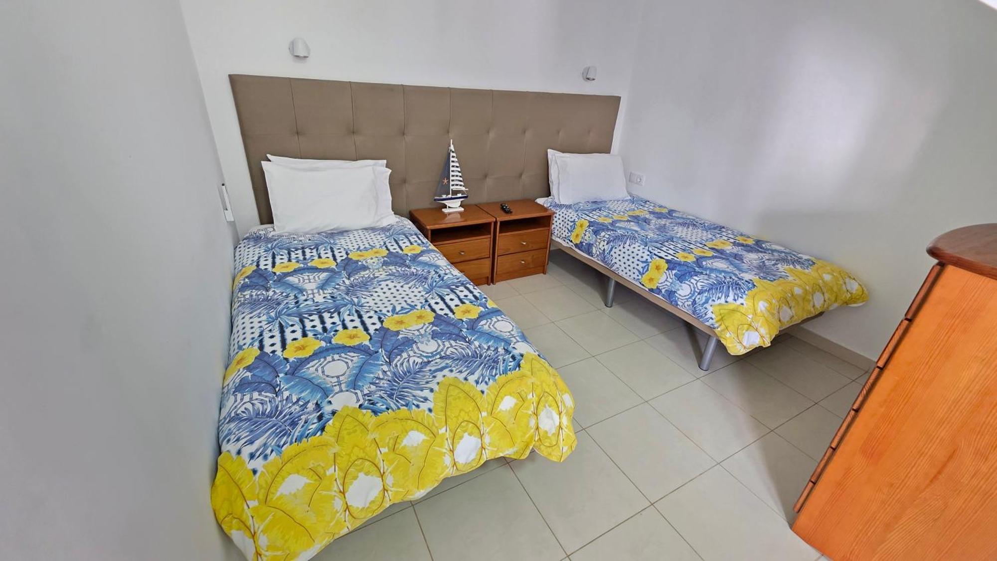 Apartamentos Navio Azul Funchal  Chambre photo